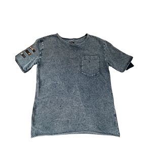 Size Large Women's Stretch Jean TShirt in excellent condition